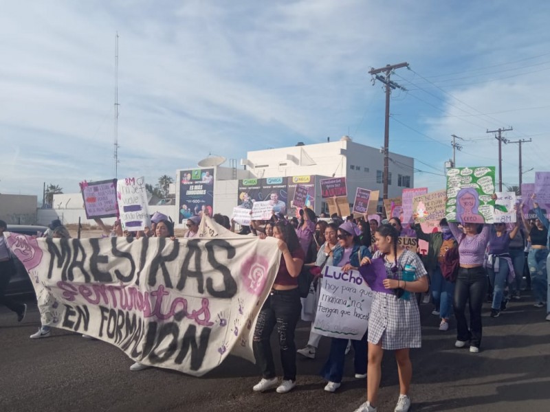 Controversia  manifestación del  8 de Marzo