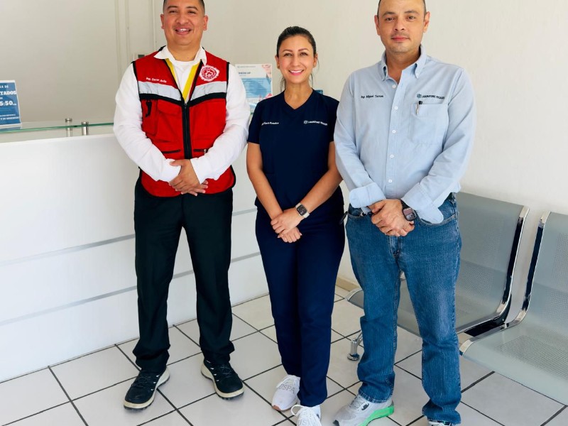 Tienen Bomberos convenio de colaboración con laboratorio