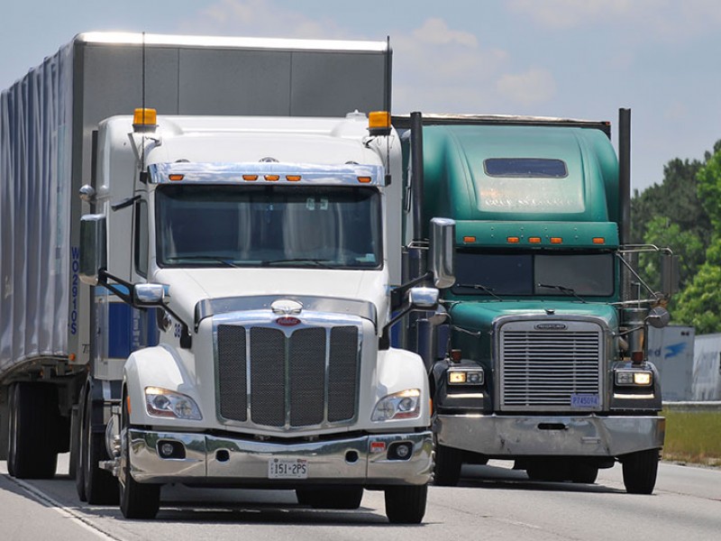 Convenio prohibir la circulación de camiones de carga