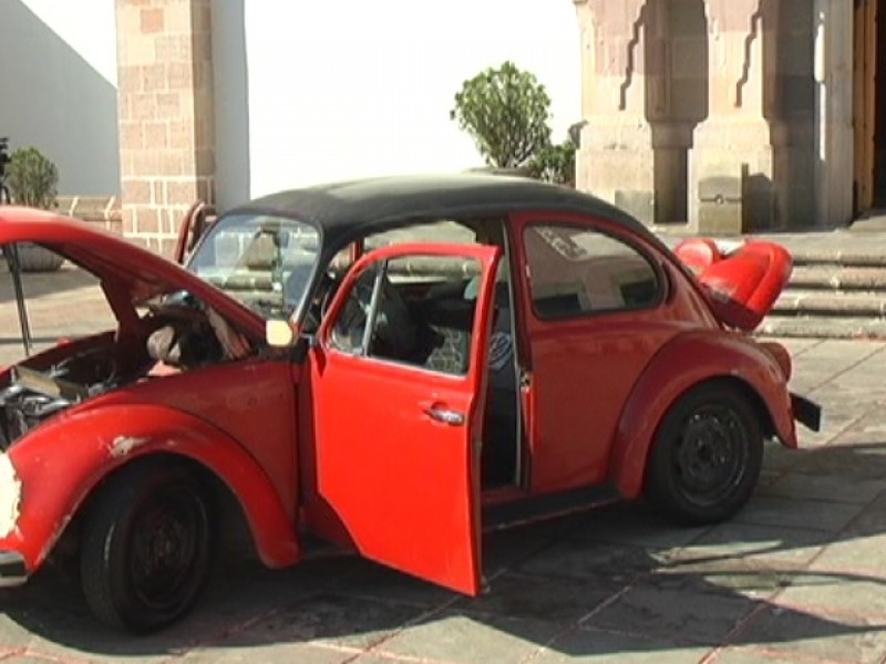 Convierten bocho en carro eléctrico