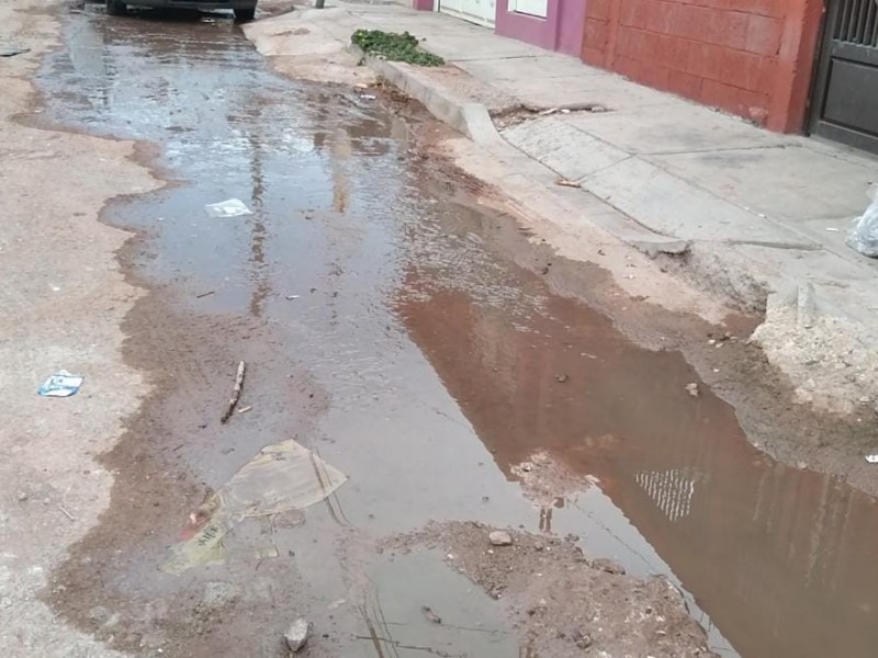 Coordina Ayuntamiento con CEA atención a fugas de drenaje