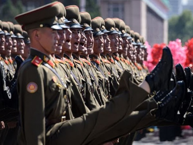 Corea del Norte desafía al Covid; prepara desfile militar