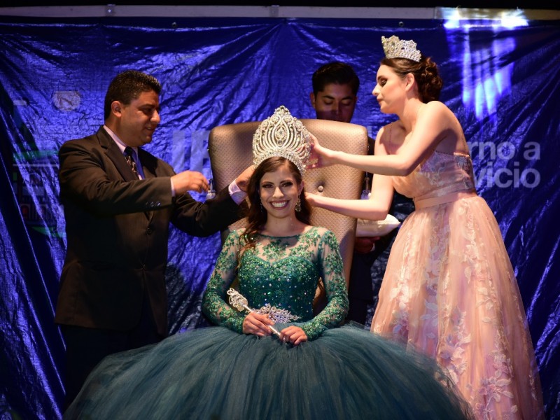 Coronan a la reina del Carnaval Jerez 2019