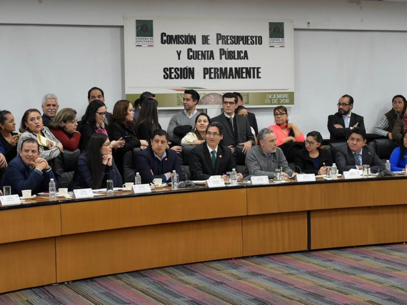 Corrigen diputados y aumentan 40 mmdp Presupuesto