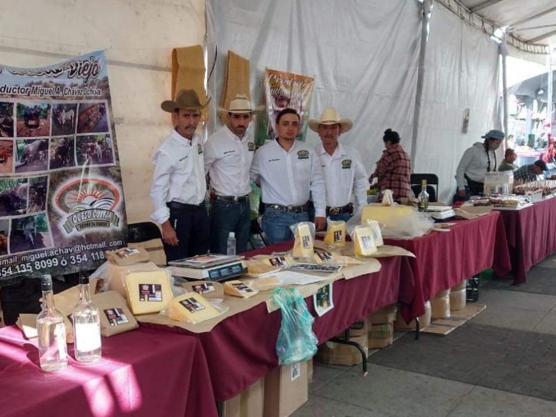 Cotija presente en Expo Feria Tantancícuaro en Ciudad de México