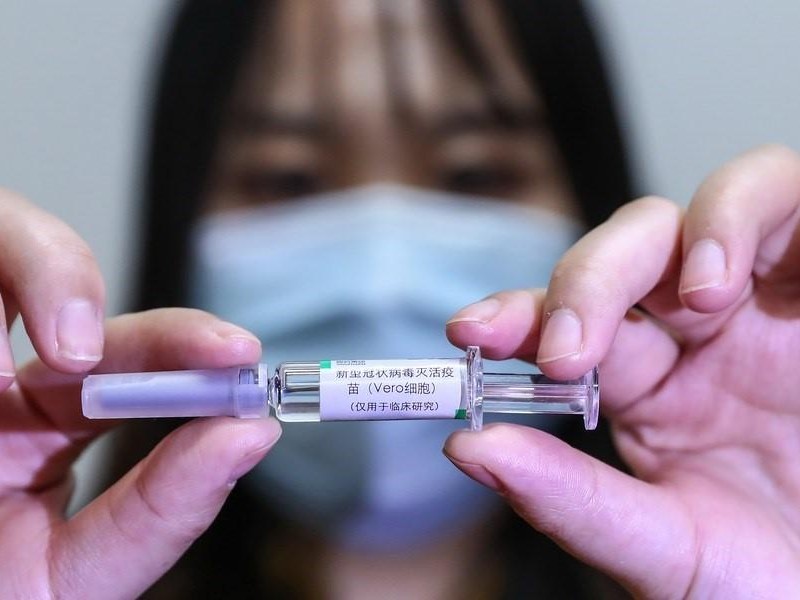 COVID-19: China registra patente de su primera vacuna