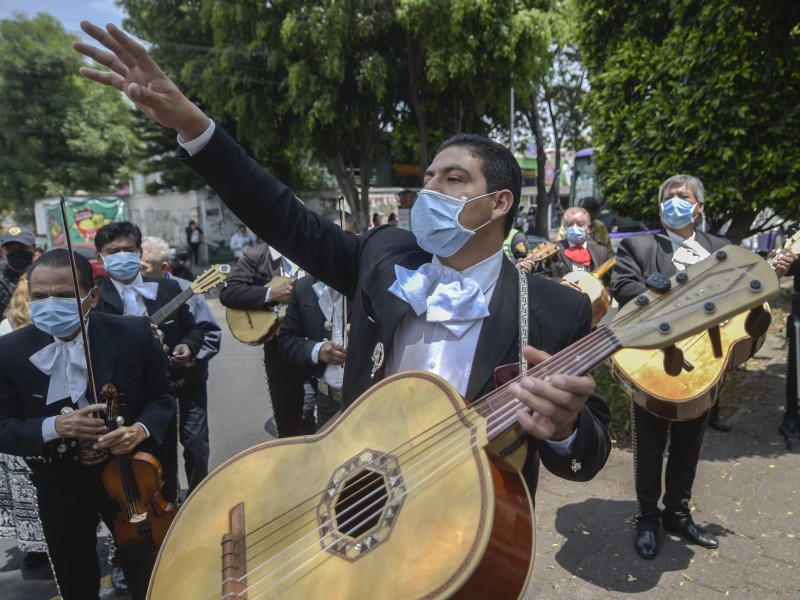 México rebasa las 270 mil muertes por Covid-19