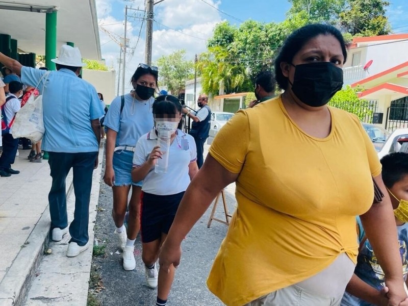 Covid en escuelas del centro de Tuxpan