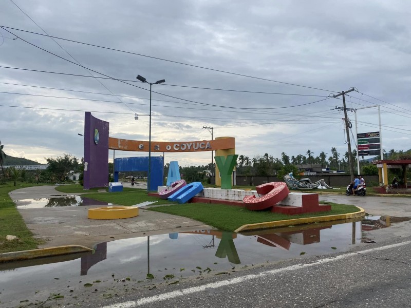 Coyuca de Benítez también reporta serias afectaciones por Otis