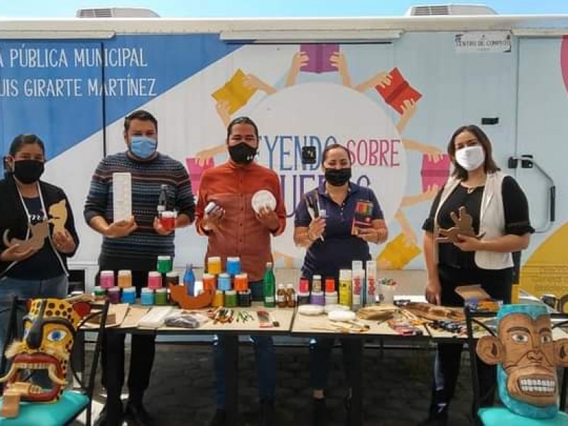 CRAM entrega material para taller de arte popular en Sahuayo