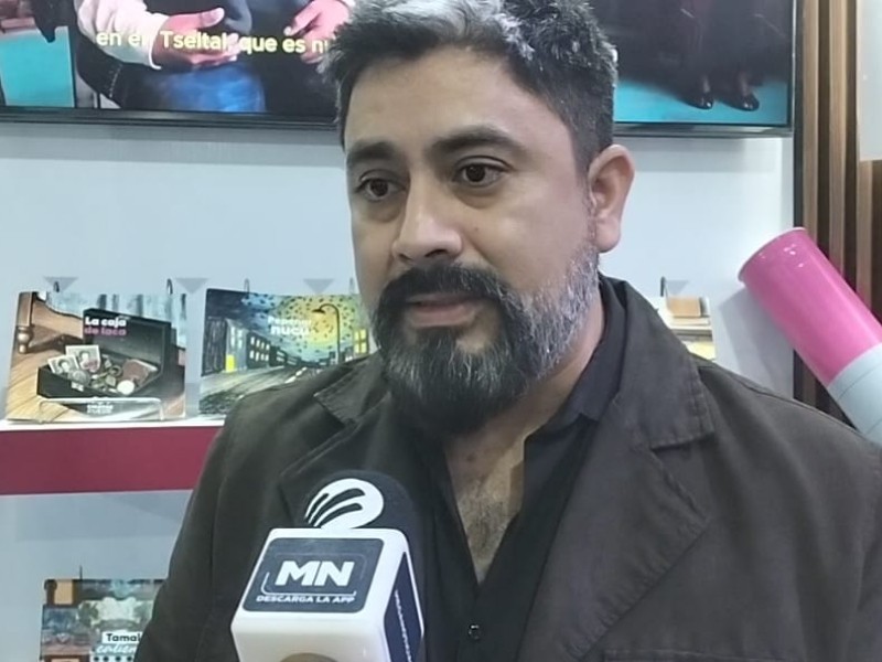 Crean manuales para alfabetización en Chiapas