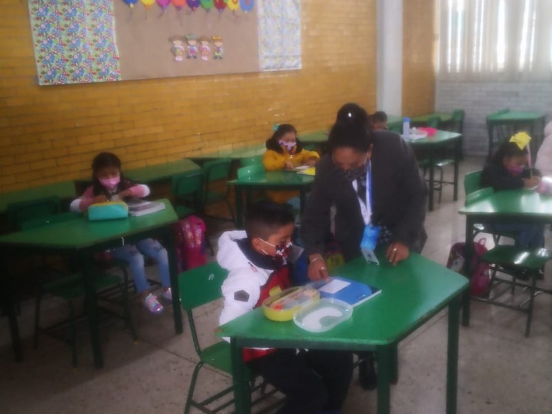 Crece la presencia de estudiantes en escuelas en EdoMex