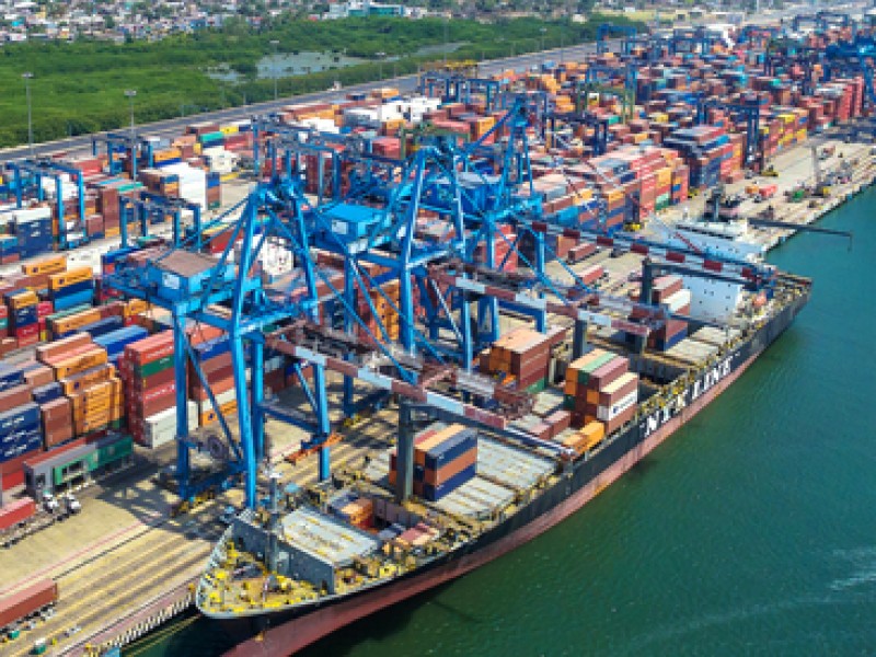 Crece Puerto de Manzanillo 8.8 % carga contenerizada