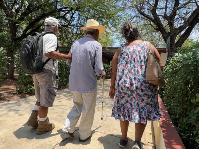 Crecen necesidades de atención médica para adultos mayores en Zihuatanejo