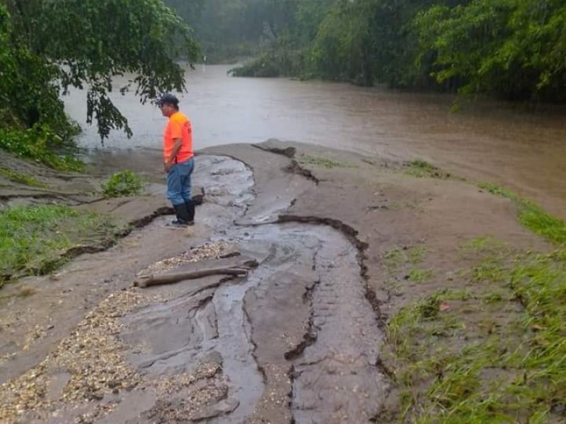 Crecen ríos y arroyos en Los Tuxtlas