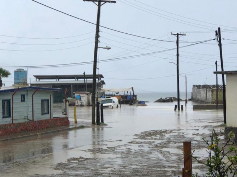 Crecidas de arroyos en Mulegé, se intensifican las lluvias