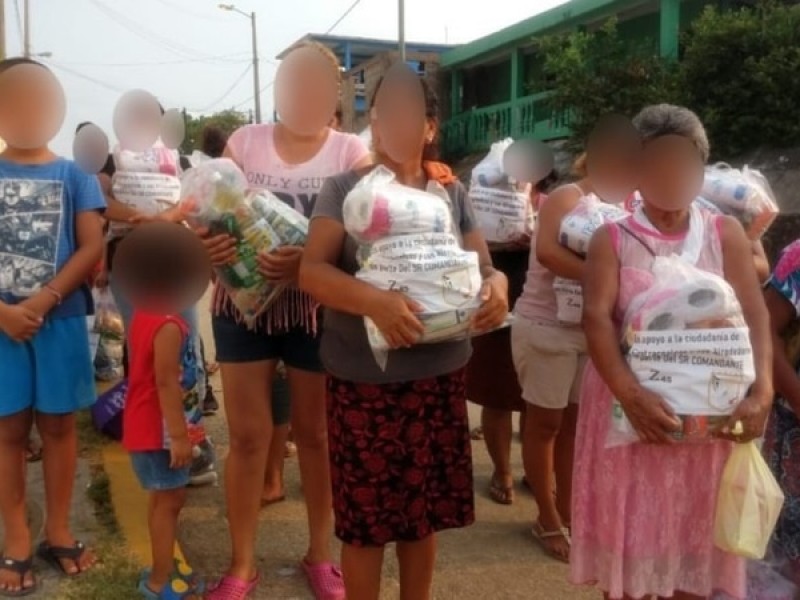 Crimen organizado entrega despensas por covid-19 en sur de Veracruz