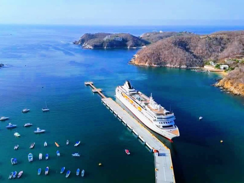Crucero ODYSSEY arriba a Huatulco con más de 460 personas