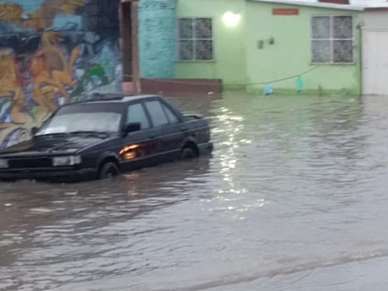 Cruz Roja invita a desalojar casas inundadas
