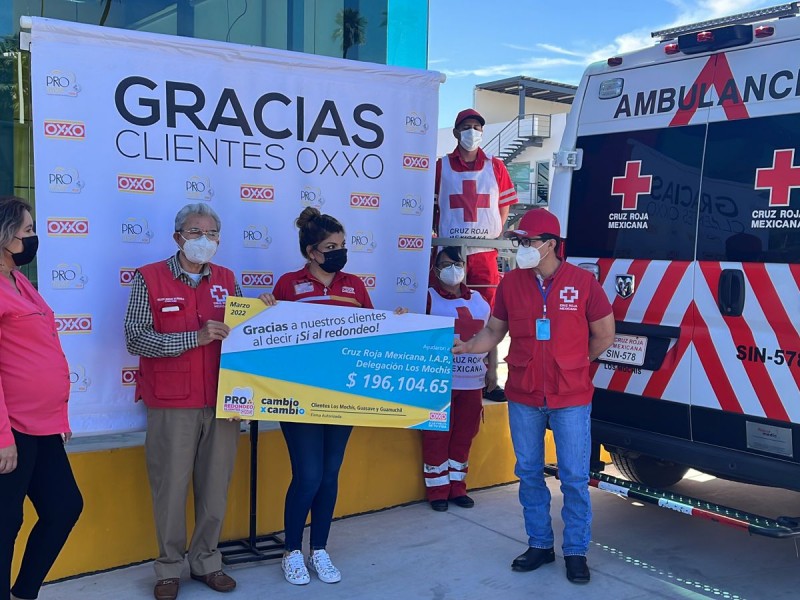 Cruz Roja recibe redondeo de tiendas OXXO