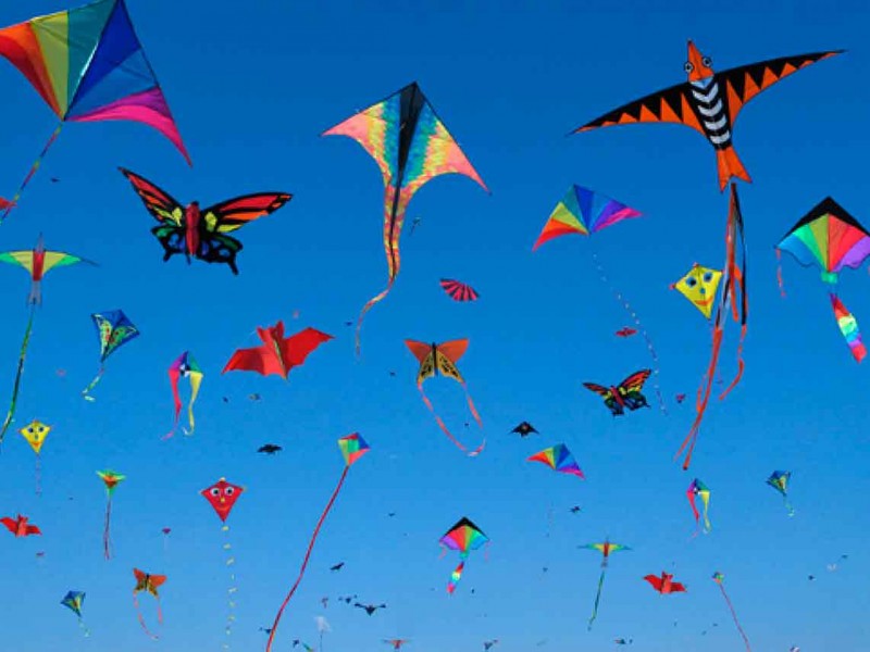 Cuarto festival del papalote en Tequisquiapan