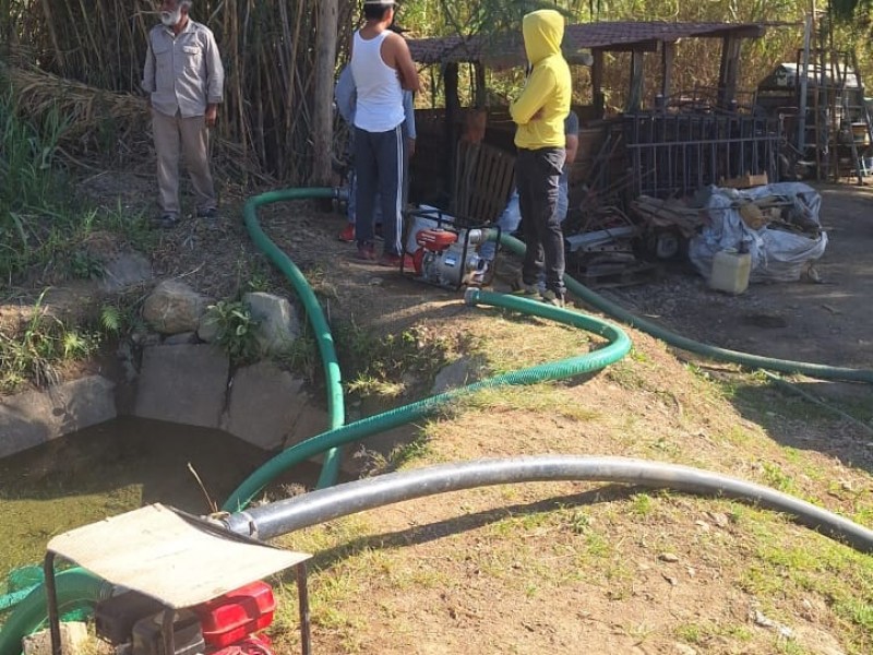 Cuatro detenidos por huachicoleo de agua potable en Etla