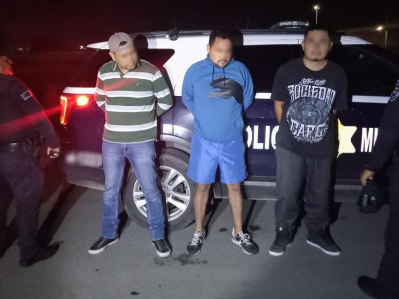 Cuatro detenidos por robo de tractocamión