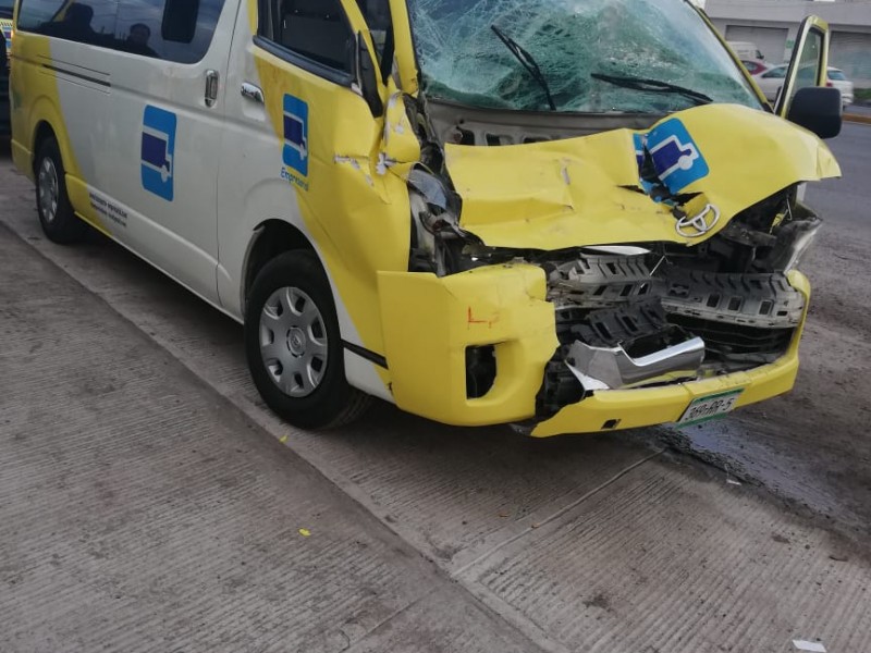 Cuatro lesionados en accidente en Xonacatlán