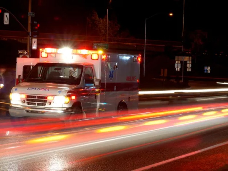 Cuatro lesionados en accidente entre motocicletas, un menor lesionado