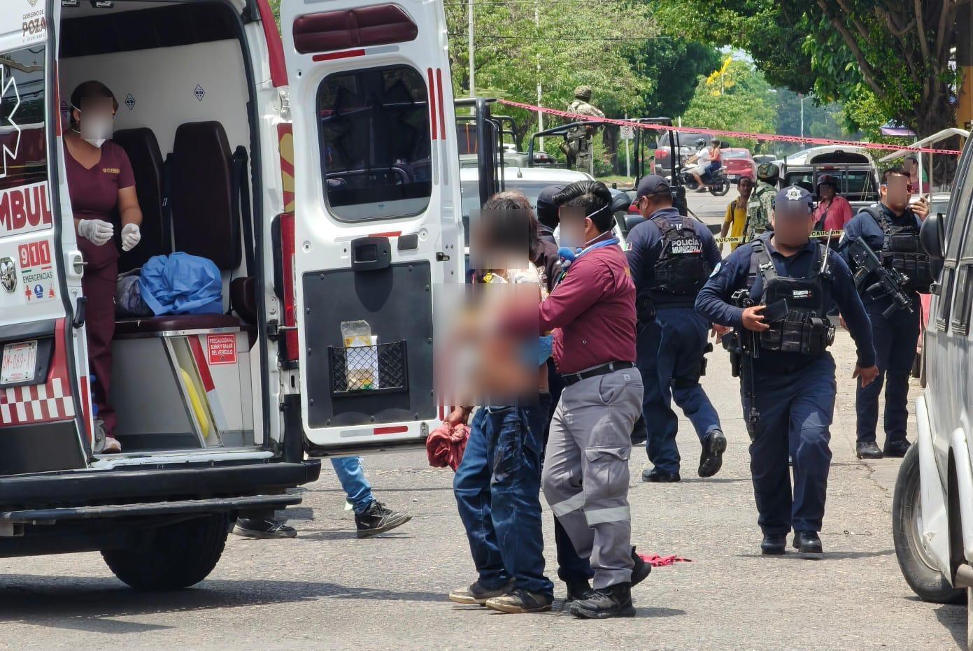 Ataque armado deja dos muertos y tres heridos en Poza Rica | Meganoticias
