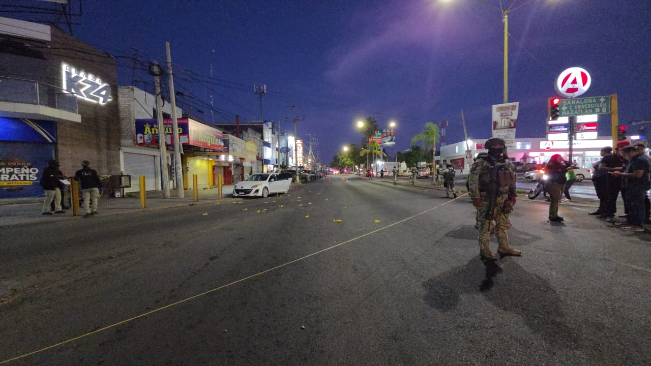 Bala perdida hiere a mujer en camión tras ataque en Culiacán | Meganoticias