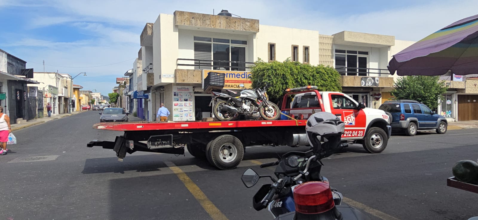Dos motociclistas lesionados tras accidente en avenida Allende ...