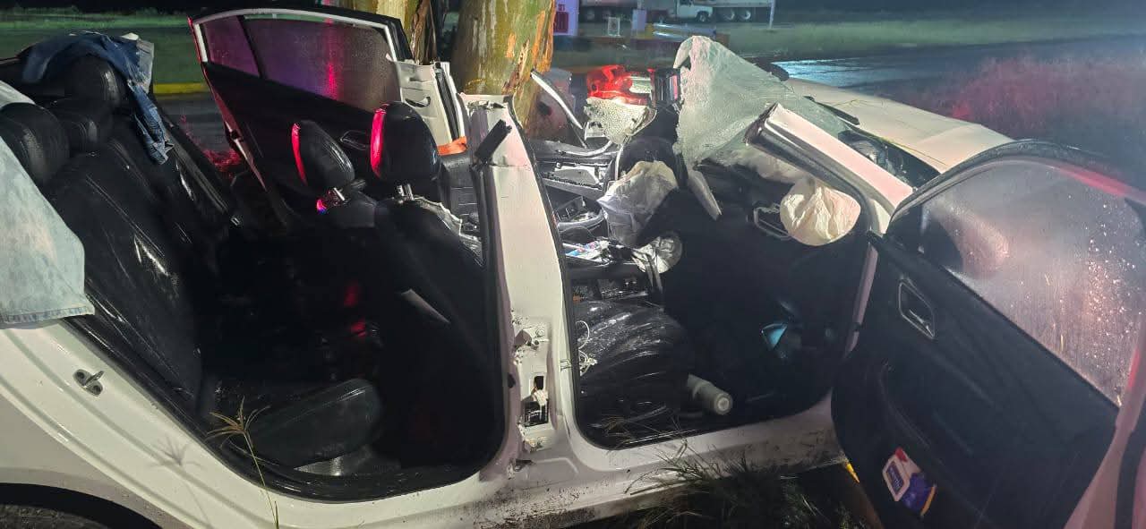 Reina de San Juan del rio grave y en coma tras accidente | Meganoticias