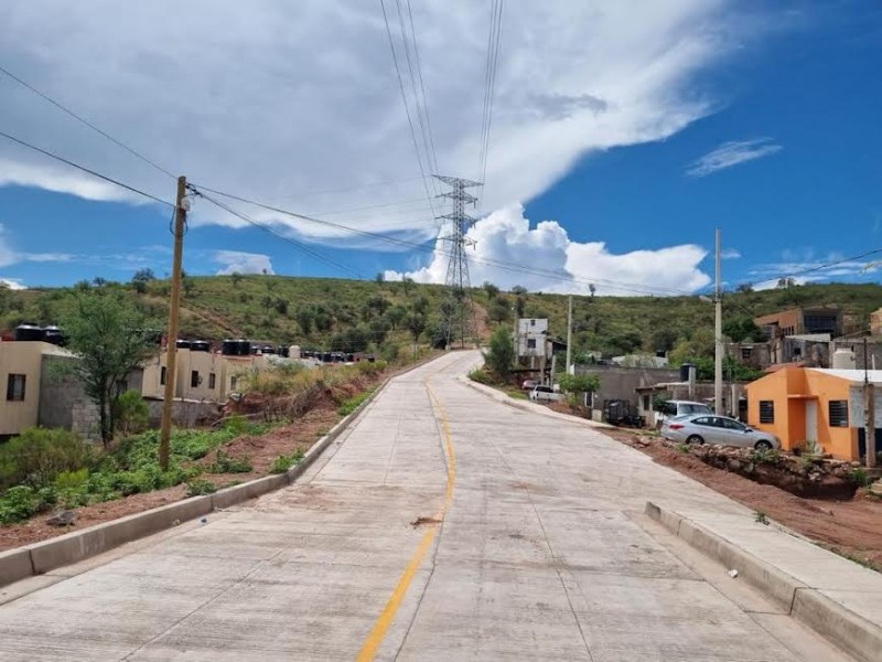 Cuesta más de 3 millones pavimentación del camino al FARO