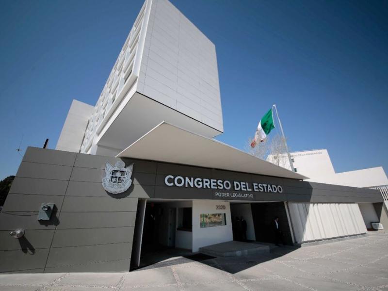 Cuestionan a Enrique Correa: activistas señalan 129 observaciones técnicas en iniciativas