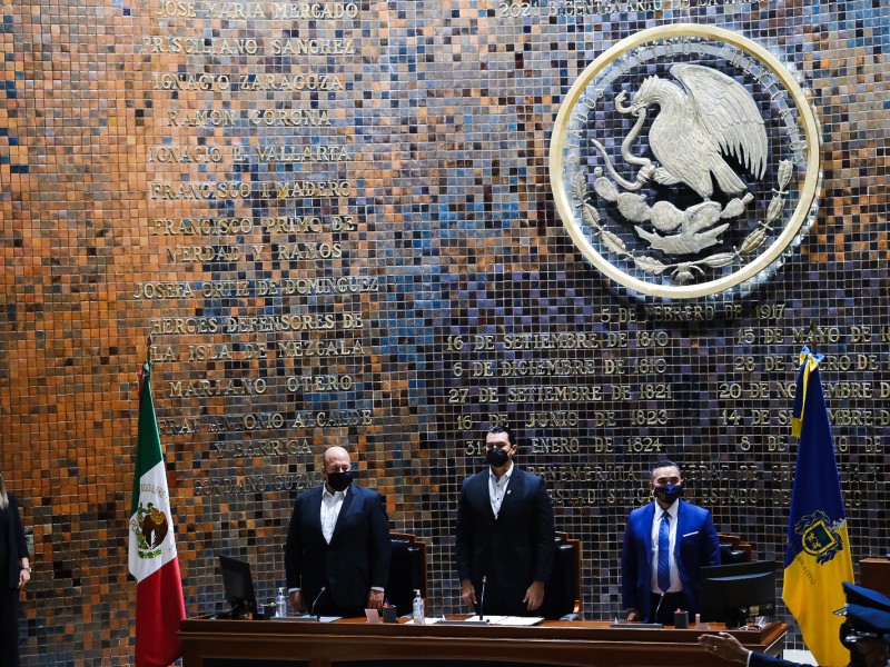 Cuestionan diputados resultados de Alfaro