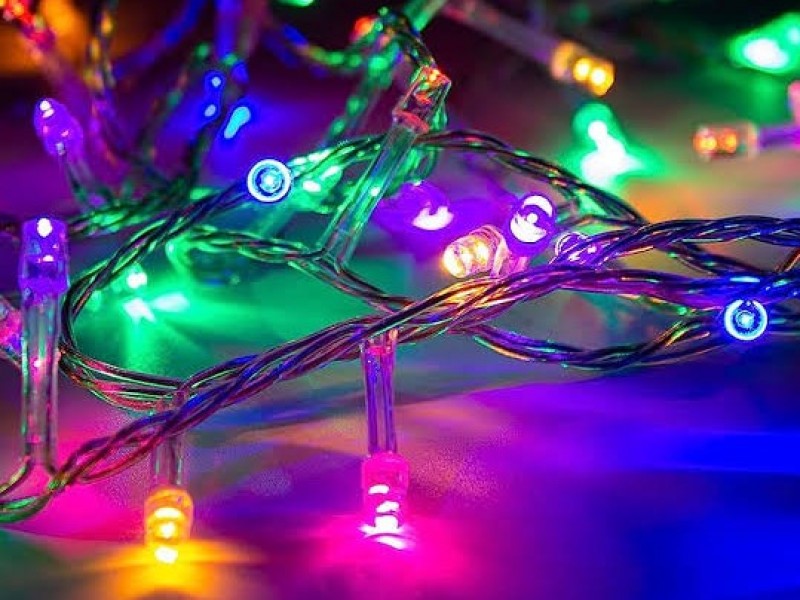 ¡Cuidado con tus series de luces navideñas, podrían ocasionar accidentes!