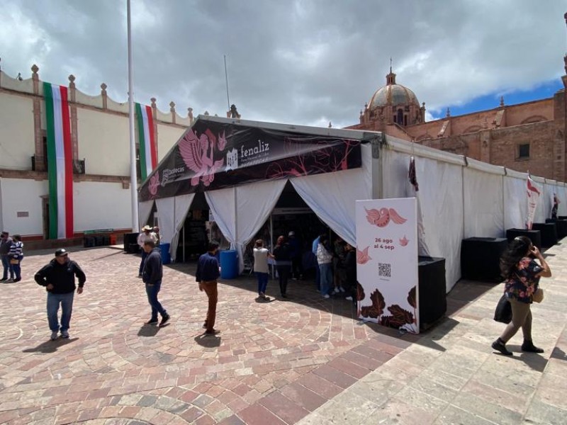 Culmina Feria Nacional del libro en Zacatecas