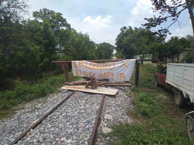 Cumple 20 días bloqueo a vías del ferrocarril del Istmo