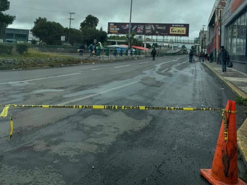 Cumple 48 horas el bloqueo de personal del IMSS en Paseo Tollocan