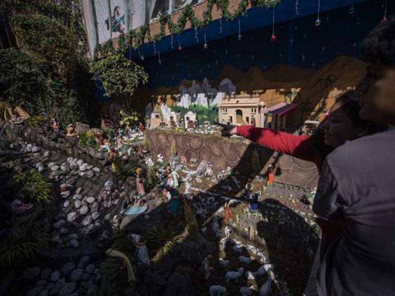 Cumple 60 años colocación de nacimiento en la CDMX