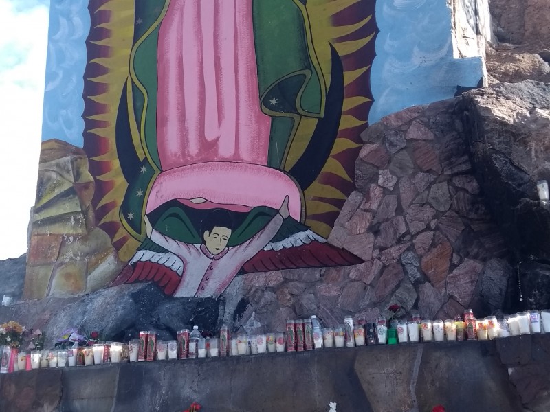 Cumplen manda a la virgen de Guadalupe