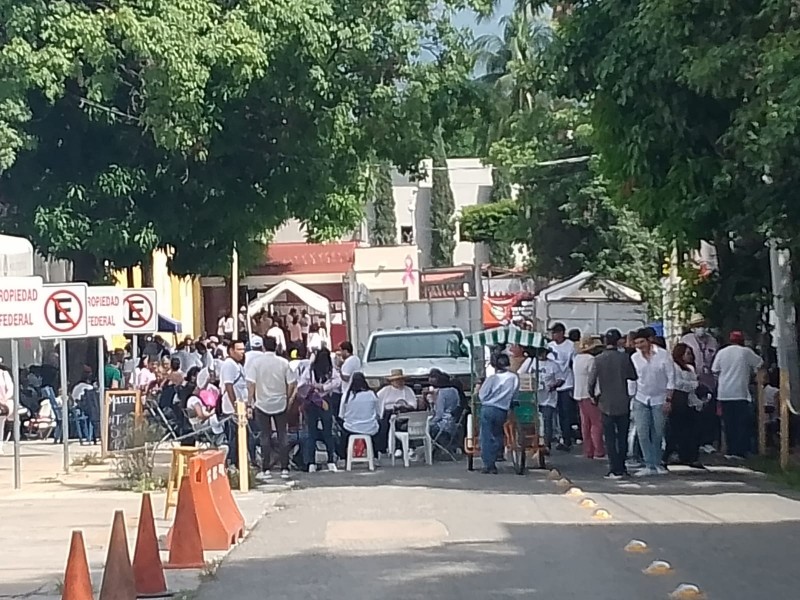 Cumplen seis días en huelga trabajadores del PJF