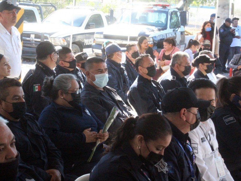 Cursarán policías municipales su educación media superior