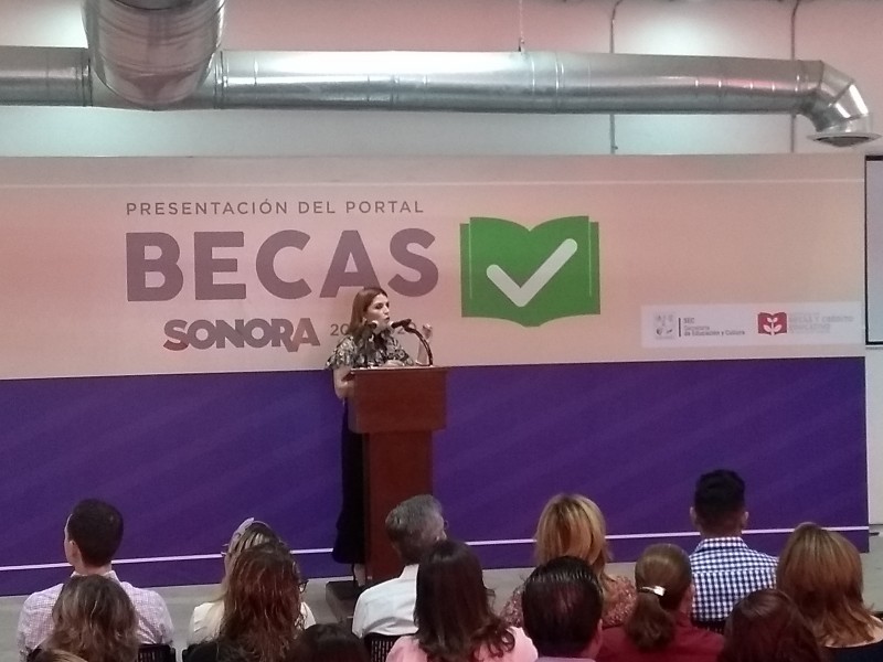 Dan a conocer portal de Becas Sonora