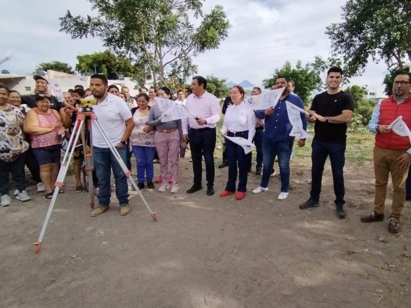 Dan banderazo a construcción del Parque Lineal en La Reserva