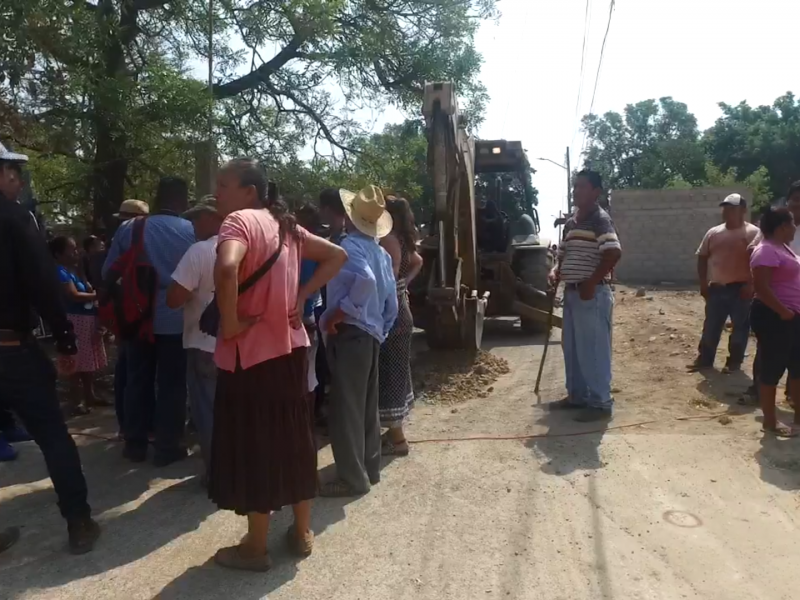 Dan banderazo de inicio de obras en Tehuantepec