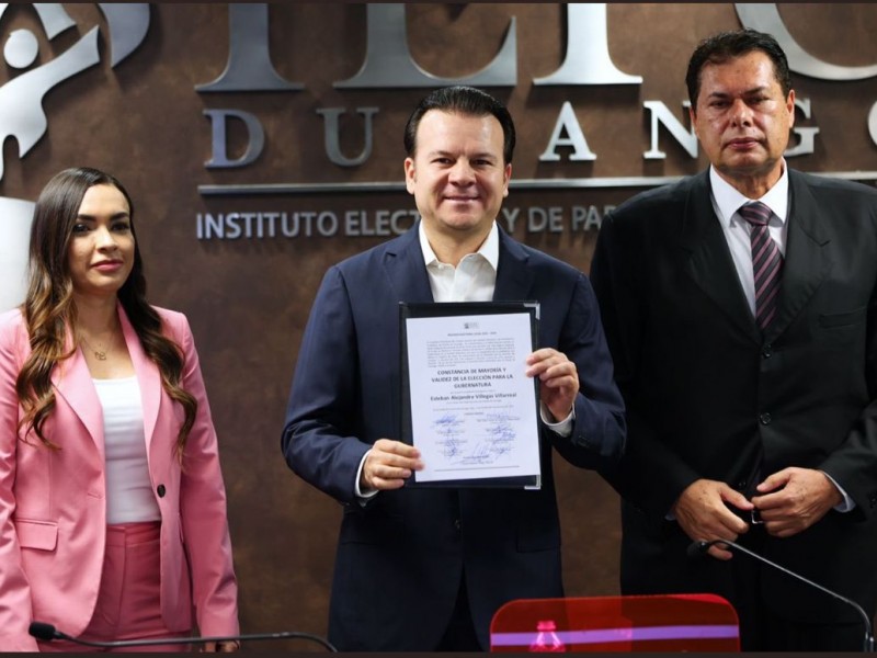 Dan constancia de ganador a Villegas en Durango