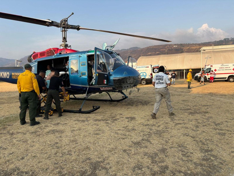 Dan de alta a dos brigadistas quemados en incendio forestal