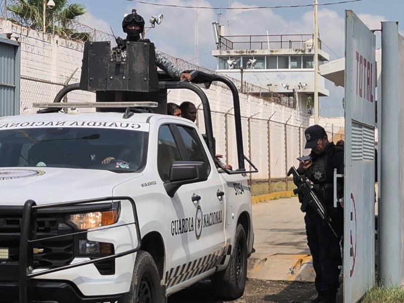 Dan de alta a nueve internos; restringen visitas en El Castillo